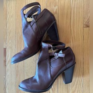 Cole Haan Strap Ankle Buckle Bootie Stacked Heel Brown Leather Sz 10.5 B